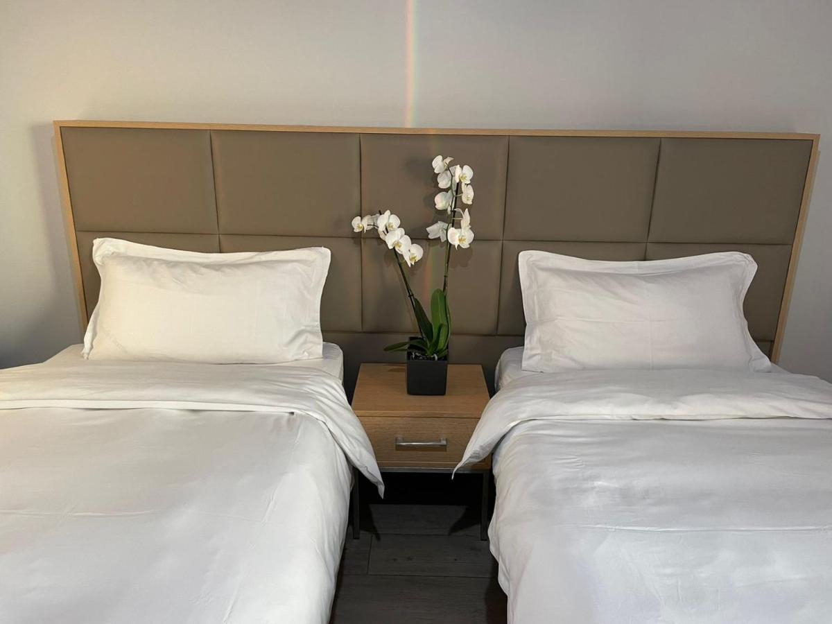 The Stay Furnished Apartments Dbayeh Εξωτερικό φωτογραφία