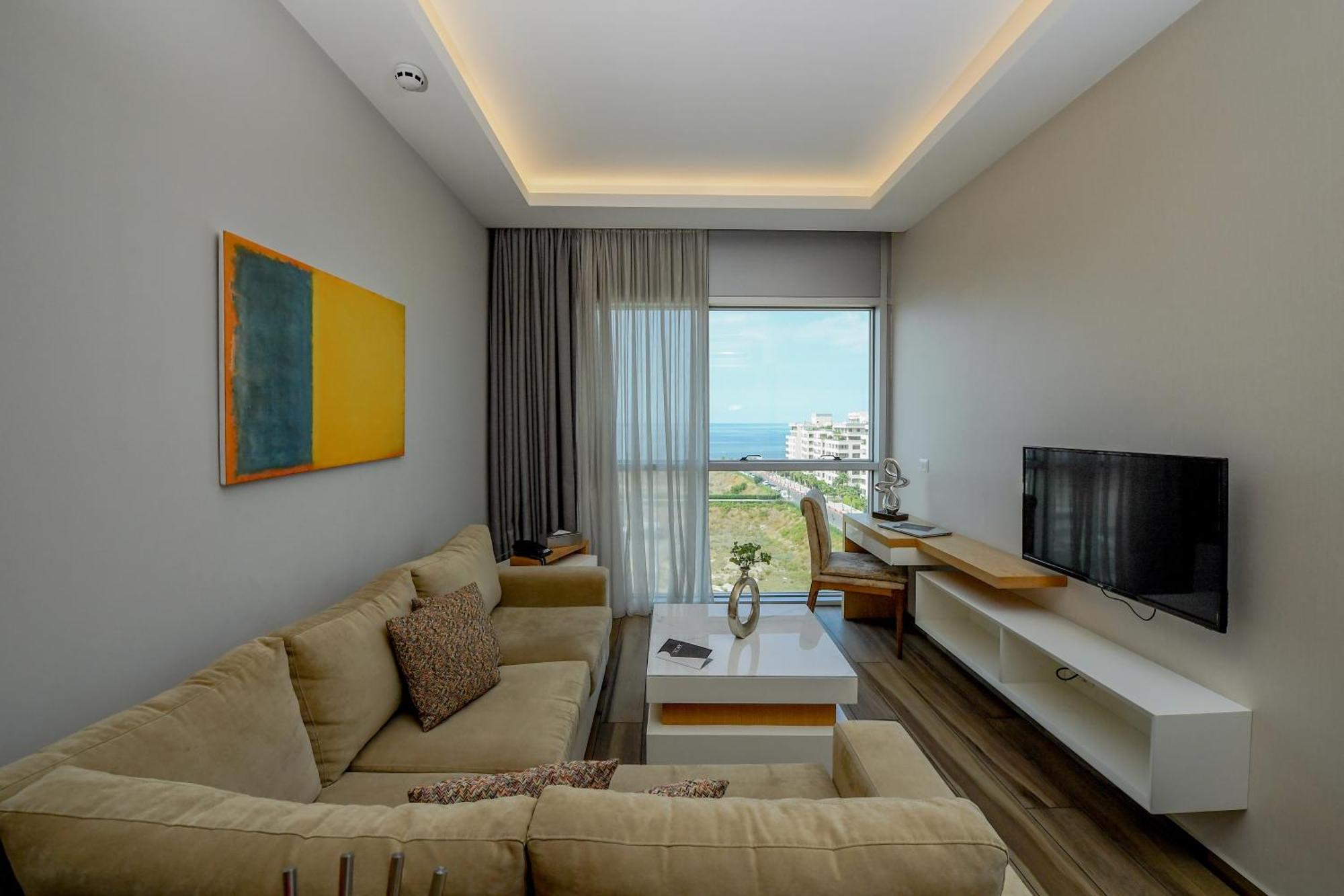 The Stay Furnished Apartments Dbayeh Εξωτερικό φωτογραφία